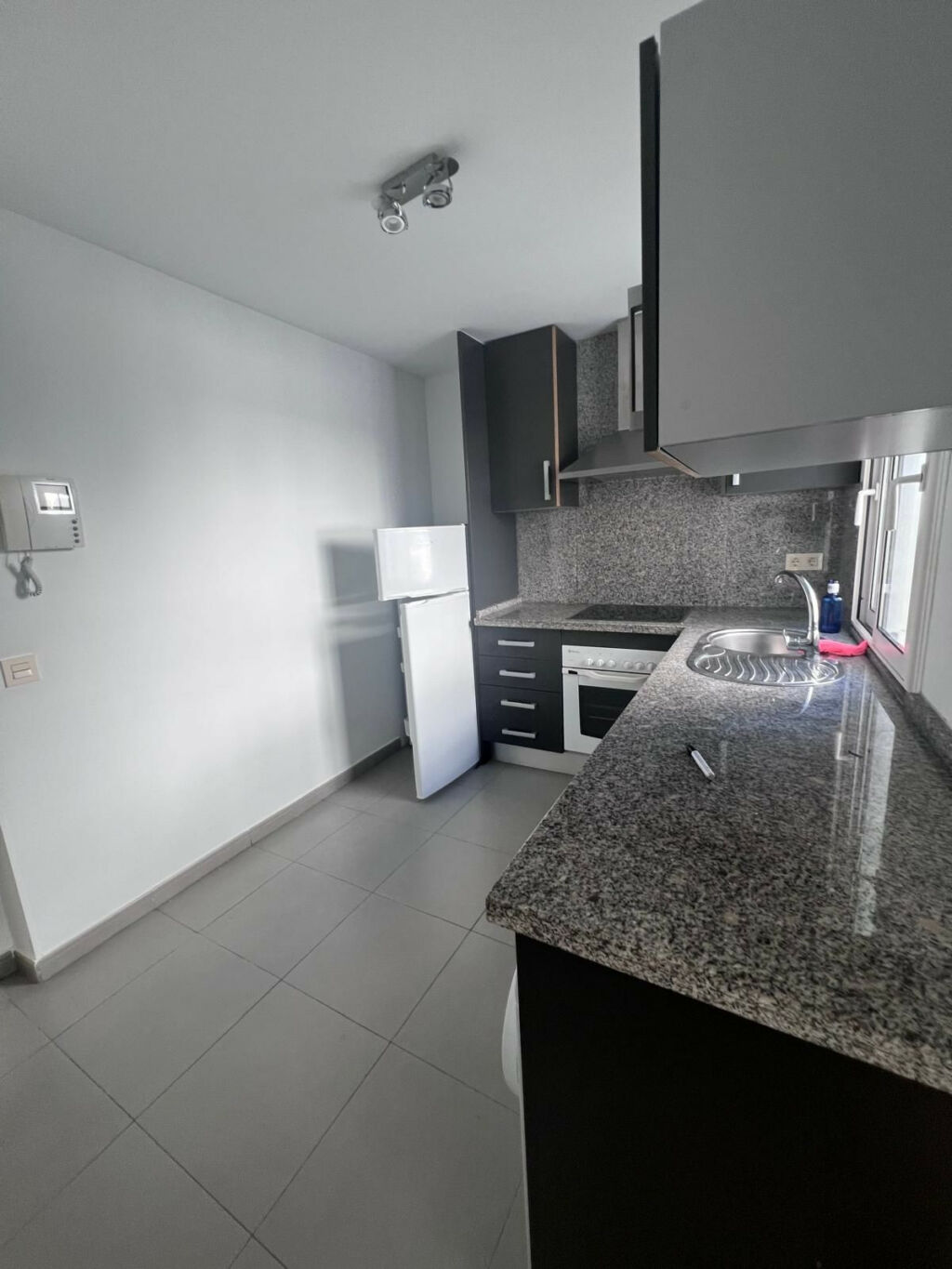 Middle Floor Apartment Estepona Málaga - image 12