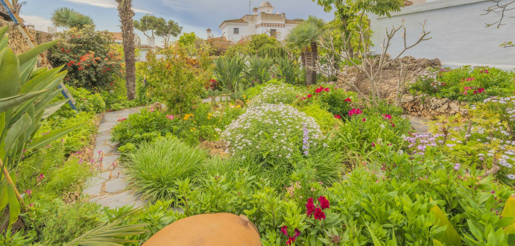 Detached Villa Las Chapas Málaga - image 12