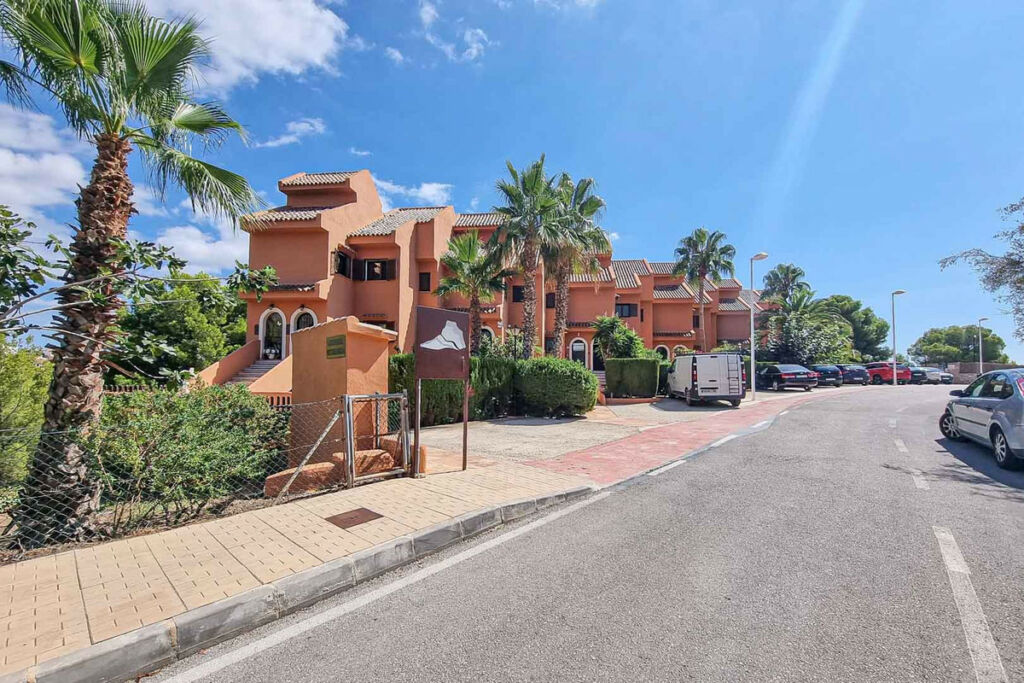 Townhouse Calpe Alicante - image 12