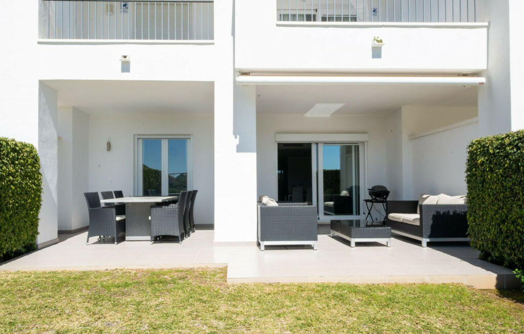 Ground Floor Apartment Los Arqueros Málaga - image 12