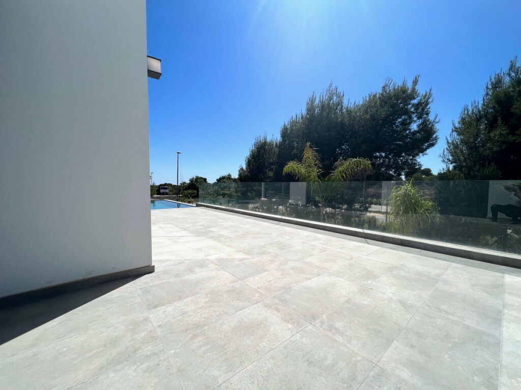 Detached Villa Las Colinas Golf Alicante - image 12