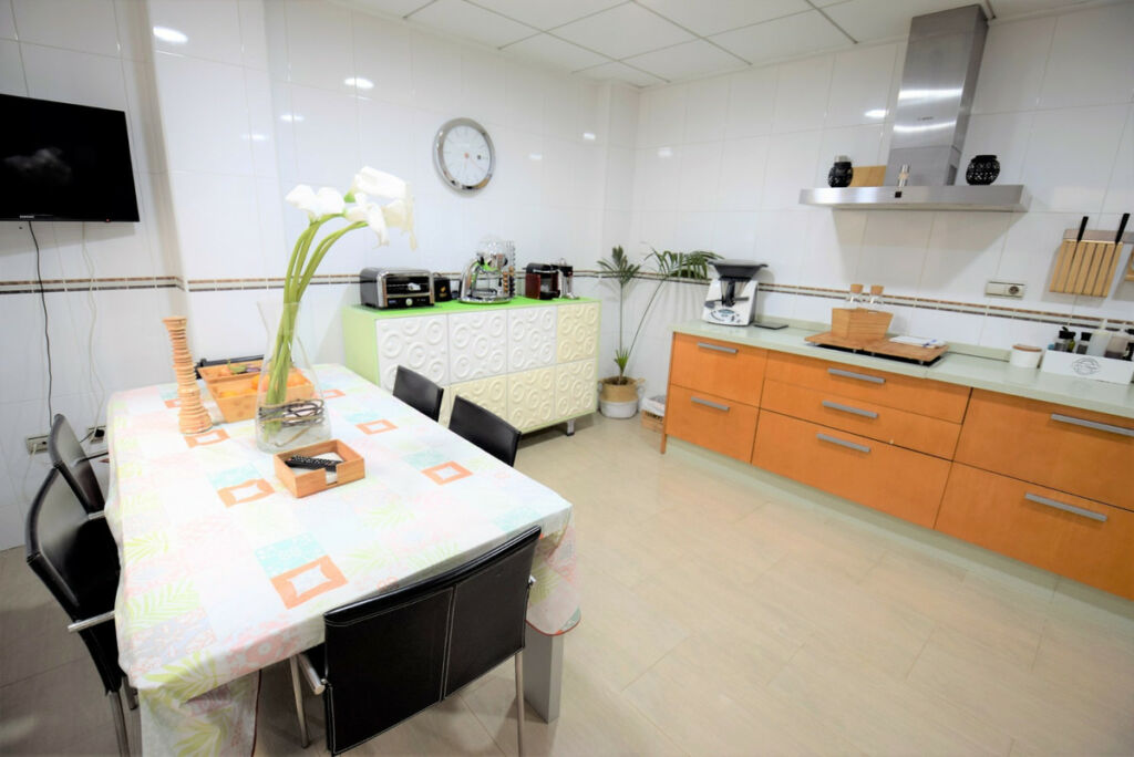 Townhouse Guardamar del Segura Alicante - image 12