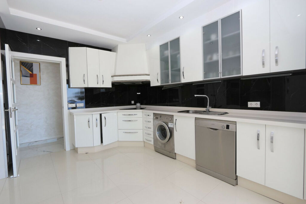 Detached Villa Riviera del Sol Málaga - image 10