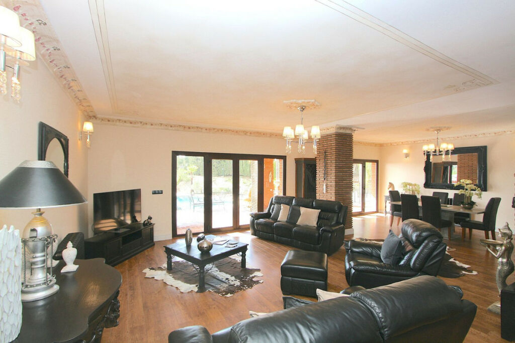 Detached Villa Benalmadena Costa Málaga - image 13