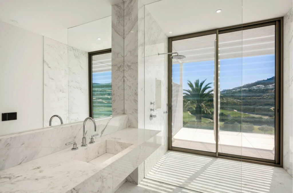 Detached Villa Casares Málaga - image 6