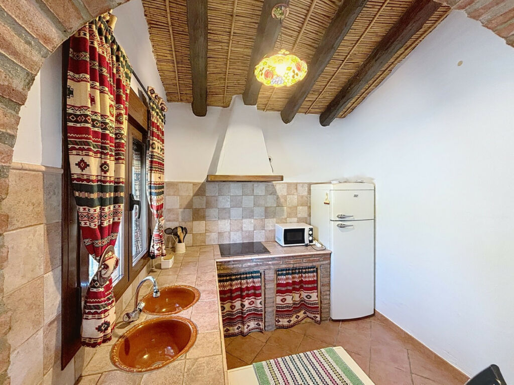 Semi-Detached House Cómpeta Málaga - image 12