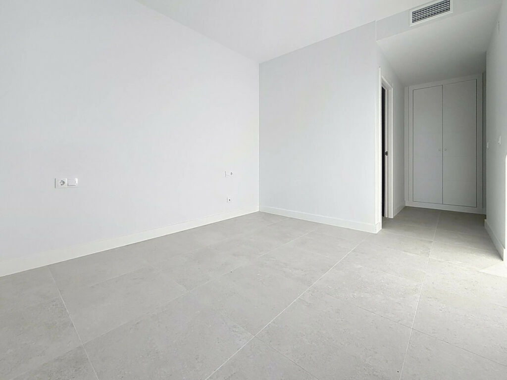 Penthouse Estepona Málaga - image 11