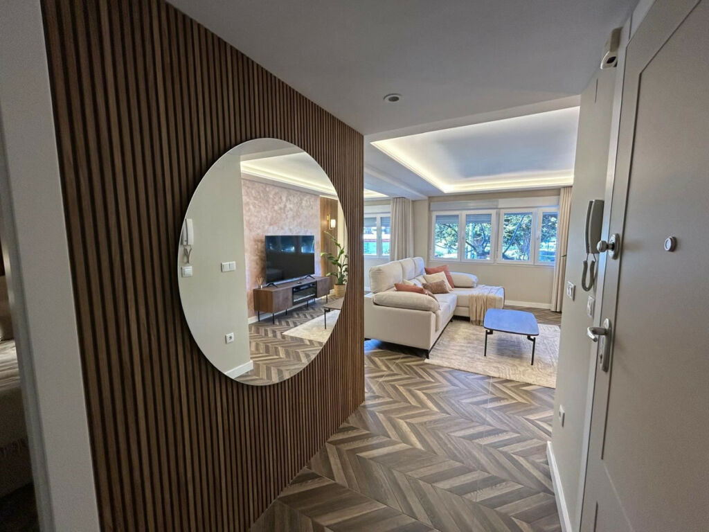 Middle Floor Apartment Alicante City Alicante - image 12