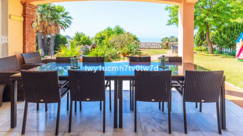 Detached Villa Málaga Málaga - image 12
