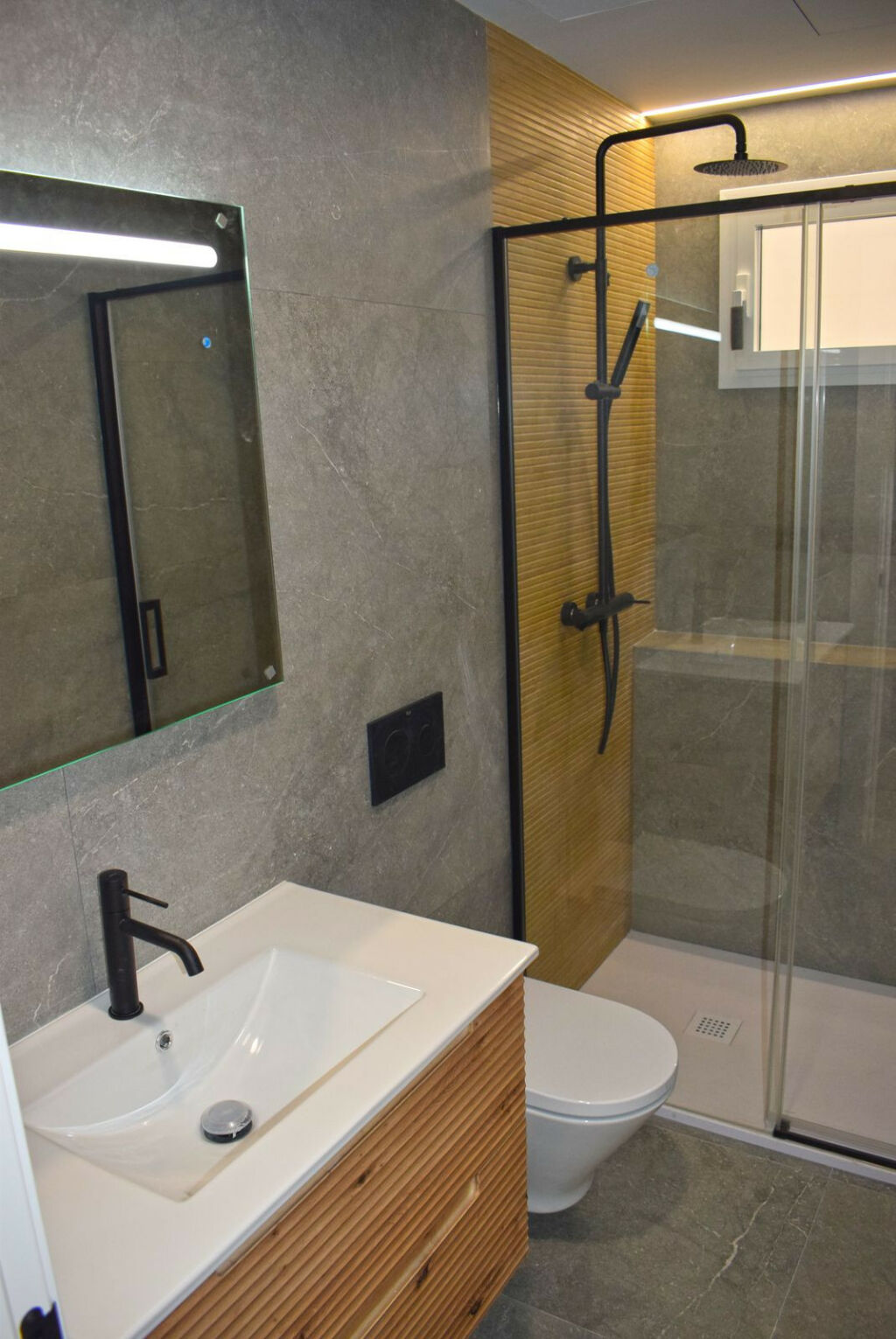 Middle Floor Apartment Málaga Centro Málaga - image 13