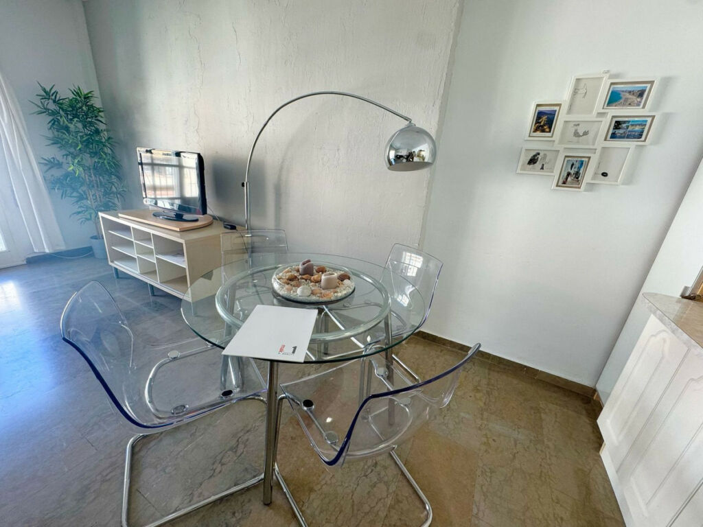 Middle Floor Apartment Los Boliches Málaga - image 12