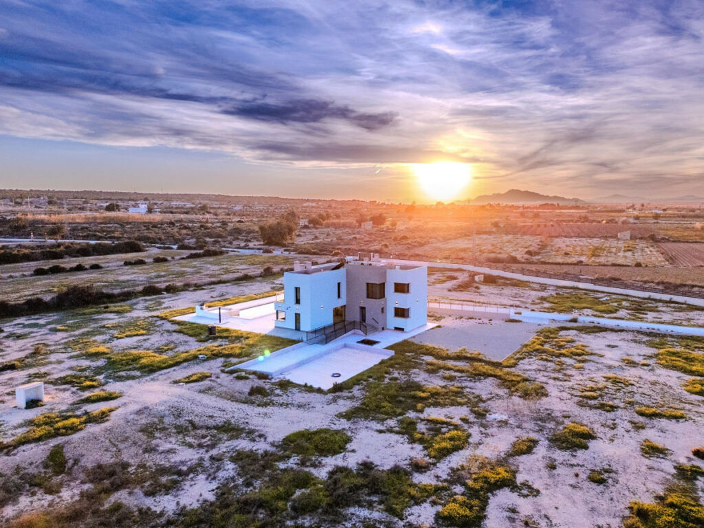 Detached Villa La Marina Alicante - image 12