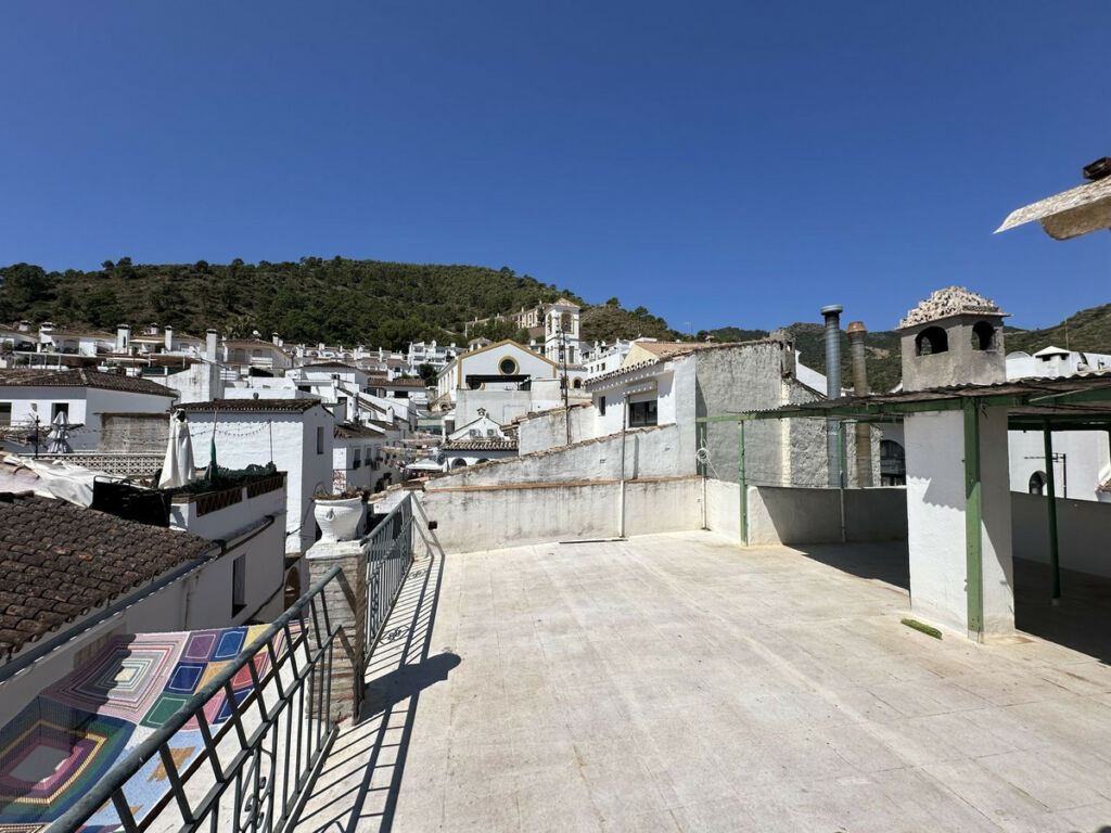 Semi-Detached House Benahavís Málaga - image 12