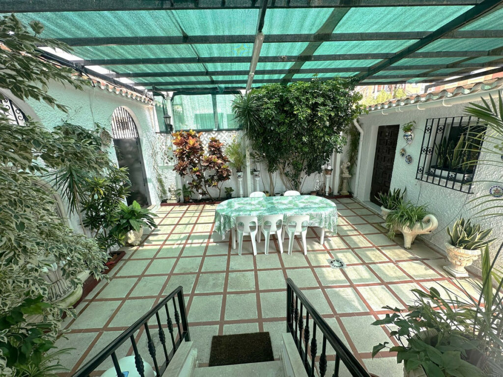 Semi-Detached House Rincón de la Victoria Málaga - image 12