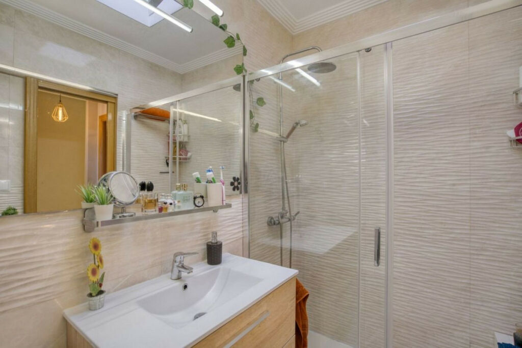 Townhouse Torrevieja Alicante - image 12