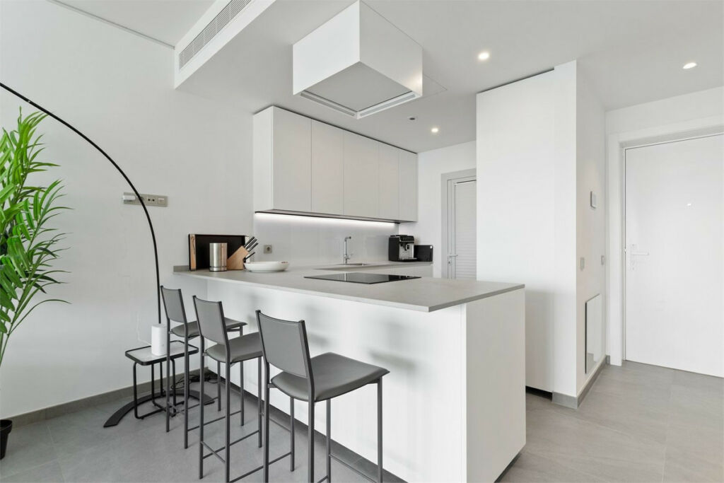 Penthouse Higueron Málaga - image 12