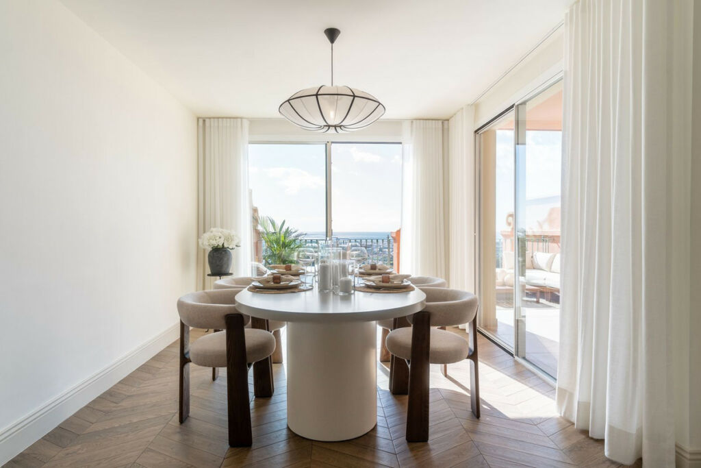 Townhouse Monte Halcones Málaga - image 12
