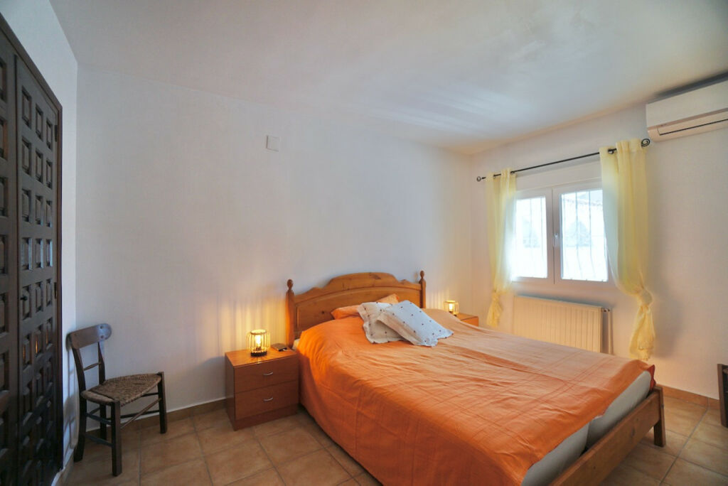 Detached Villa Benissa Alicante - image 12