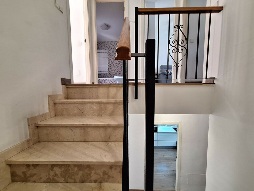 Townhouse Estepona Málaga - image 12