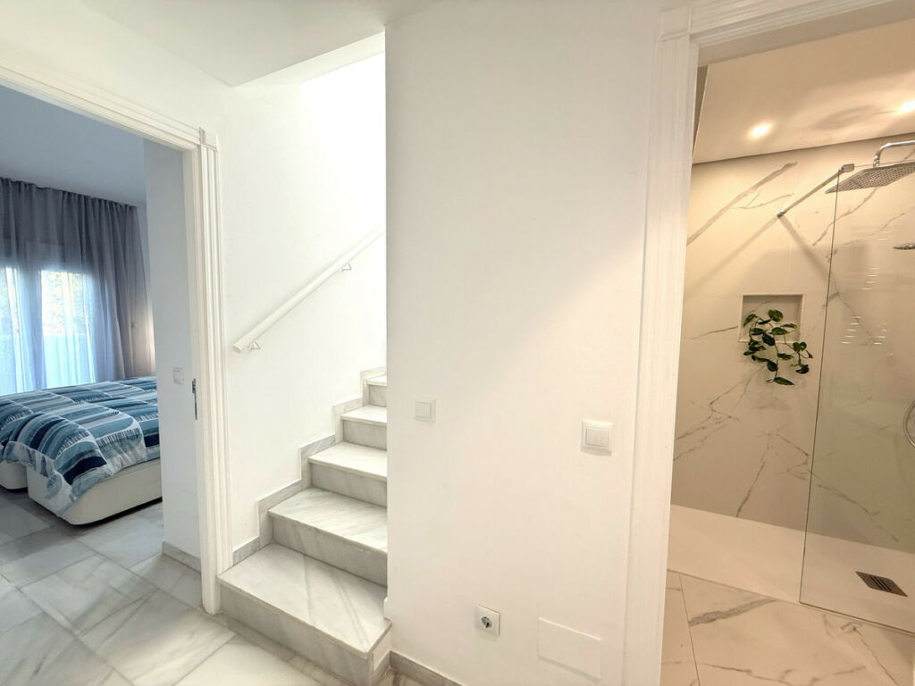 Penthouse Duplex Puerto Banús Málaga - image 13