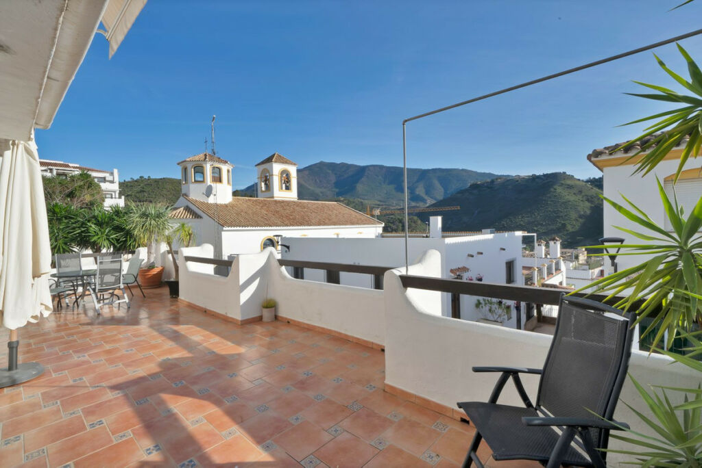 Ground Floor Apartment Benahavís Málaga - image 12