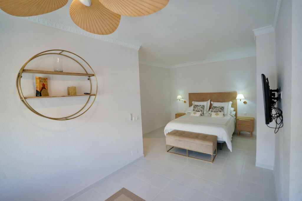 Middle Floor Apartment Marbella Málaga - image 13