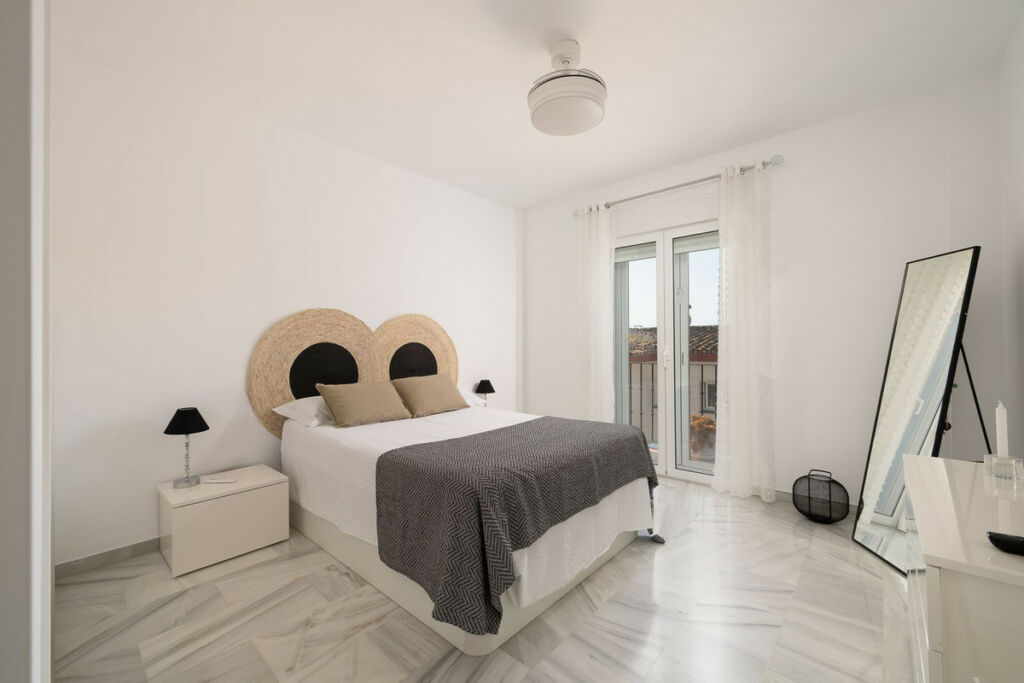 Townhouse Fuengirola Málaga - image 13