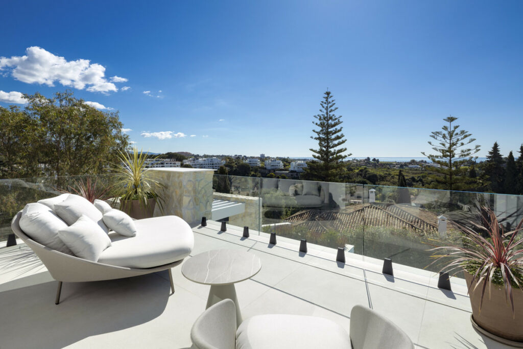 Detached Villa La Quinta Málaga - image 19