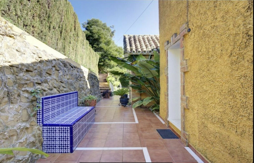 Detached Villa El Rosario Málaga - image 18