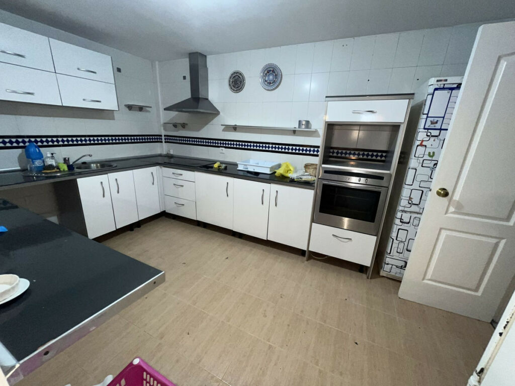 Ground Floor Apartment Estepona Málaga - image 13
