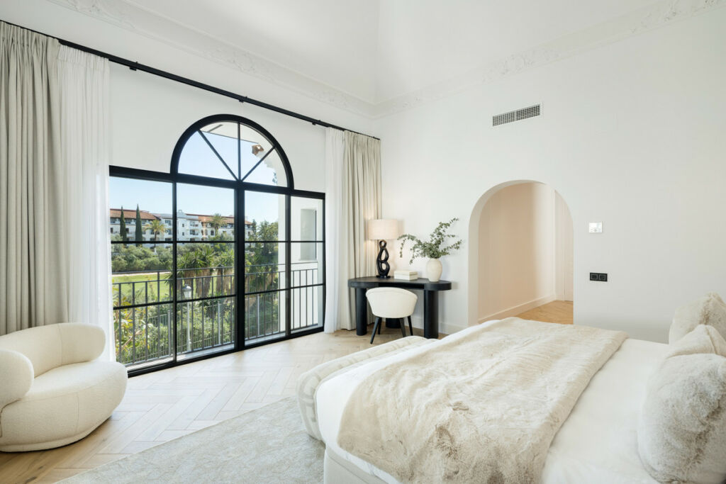 Detached Villa Benahavís Málaga - image 16