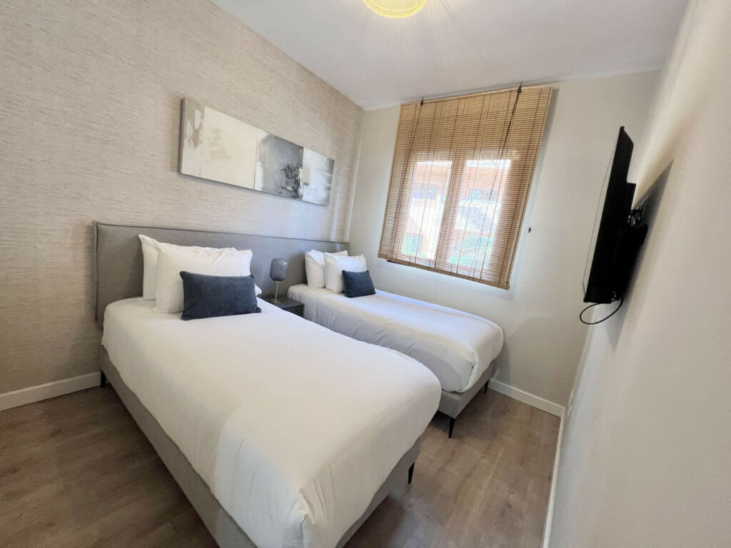 Middle Floor Apartment Benahavís Málaga - image 13