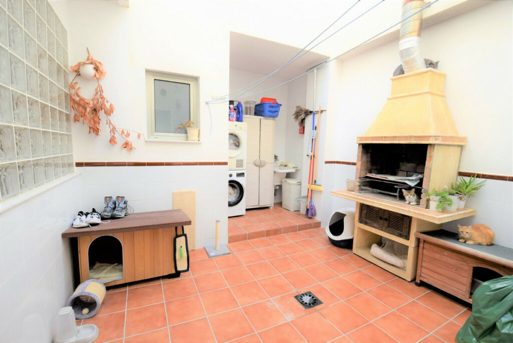 Townhouse Guardamar del Segura Alicante - image 13