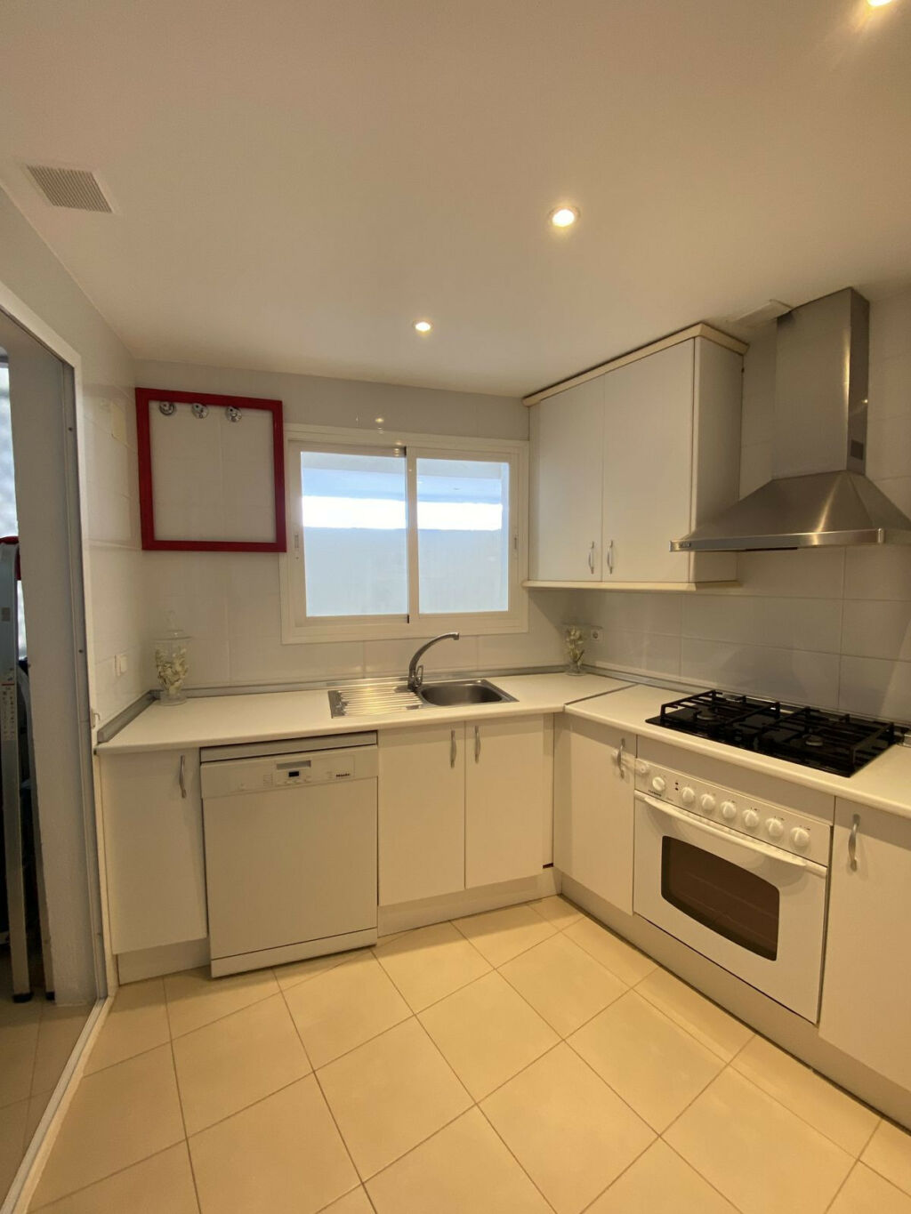 Middle Floor Apartment Puerto Banús Málaga - image 13