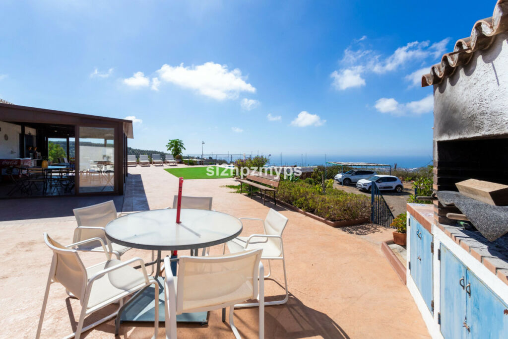 Detached Villa Almayate Málaga - image 13