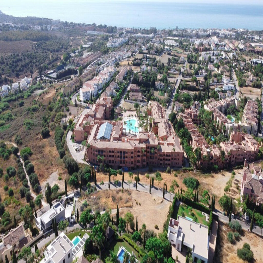 Residential Plot Benahavís Málaga - image 13
