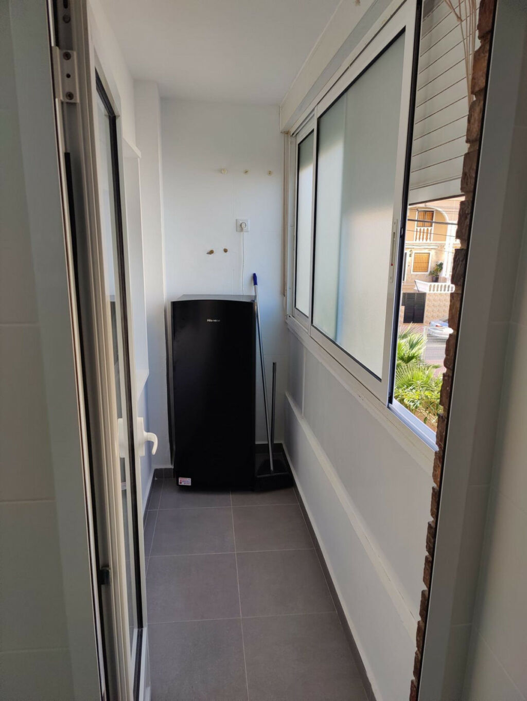 Middle Floor Apartment Torrevieja Alicante - image 13