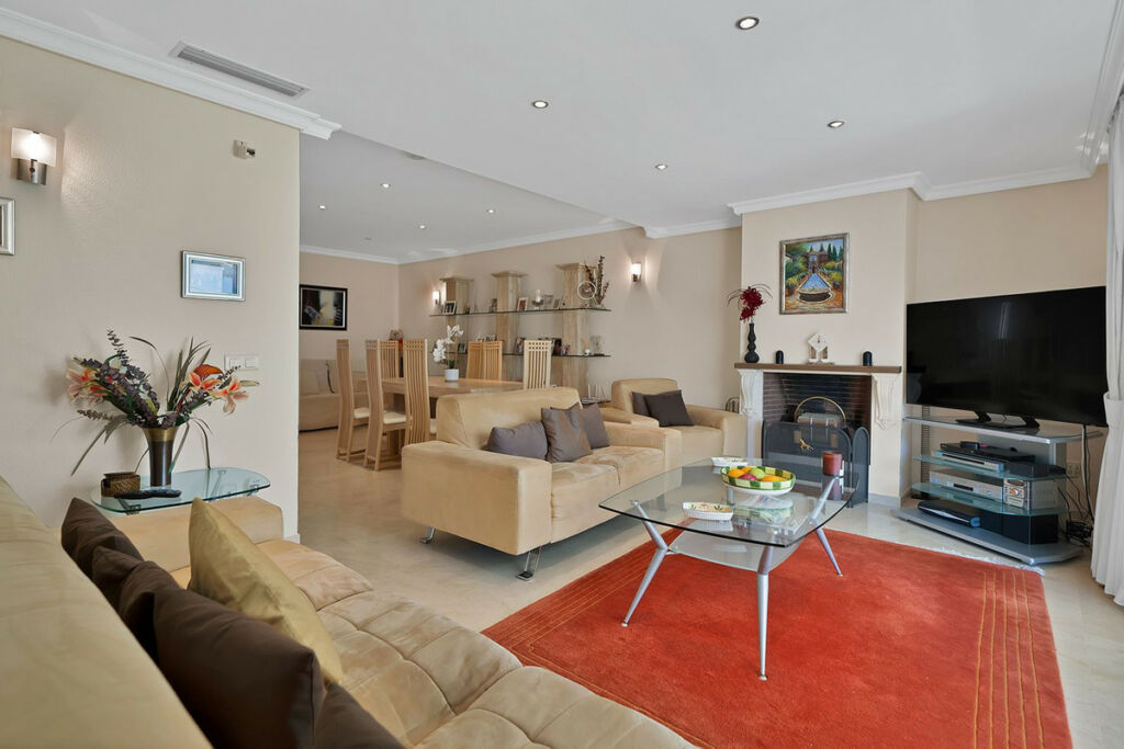 Ground Floor Apartment New Golden Mile Málaga - image 13