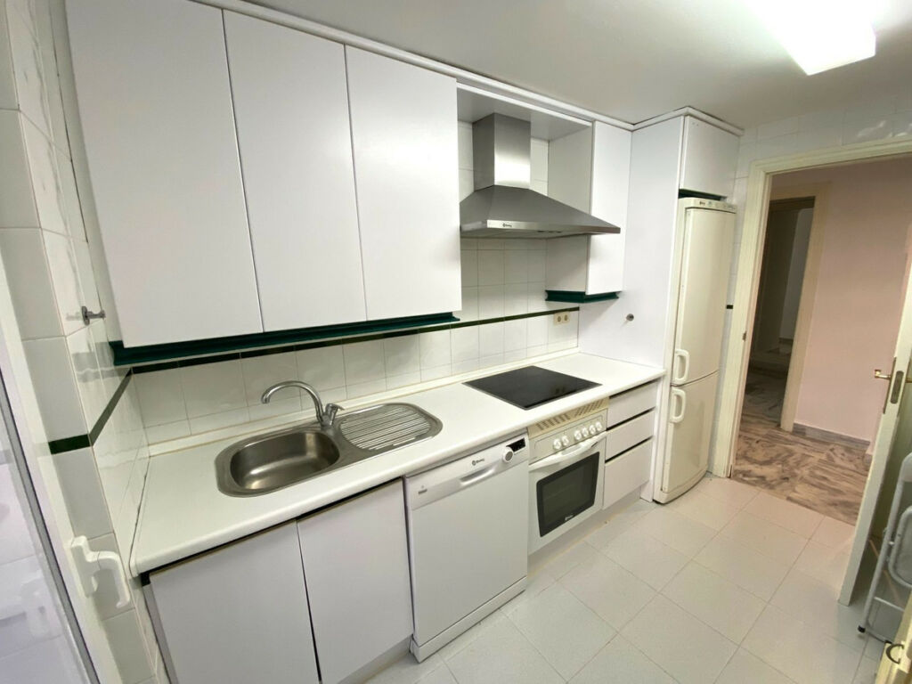 Ground Floor Apartment Nueva Andalucía Málaga - image 13