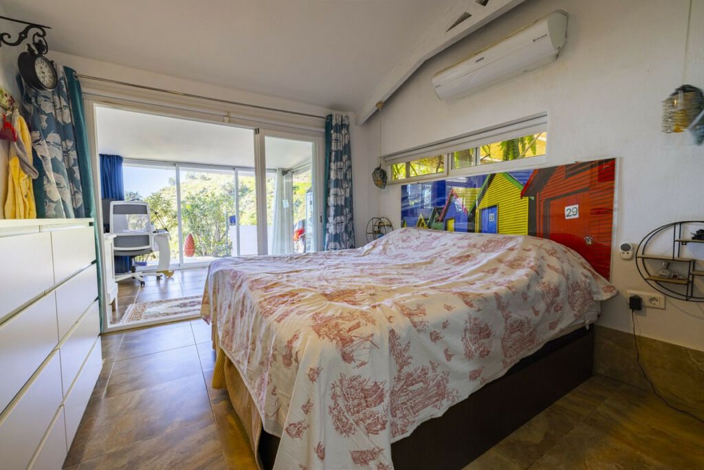 Detached Villa Arenas Málaga - image 13