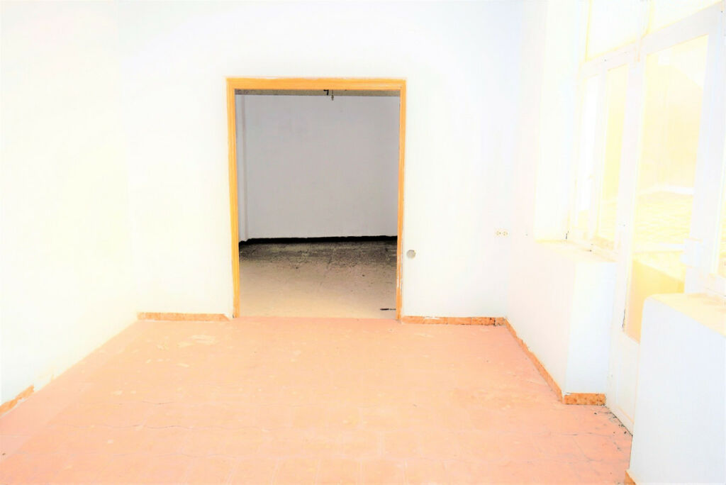 Middle Floor Apartment Guardamar del Segura Alicante - image 13