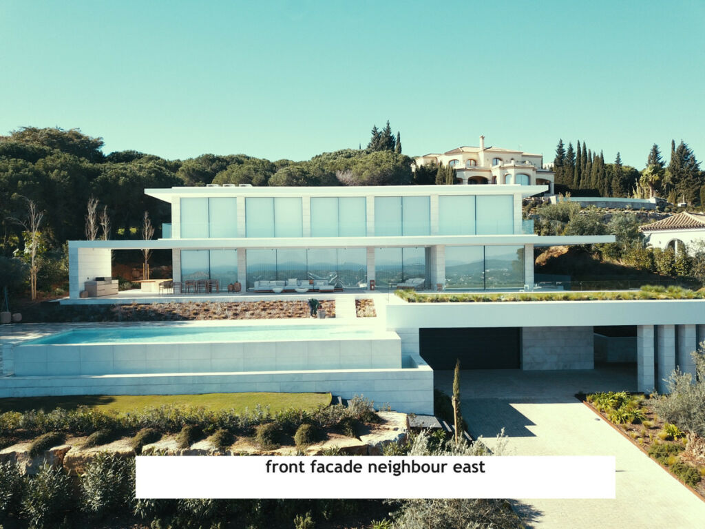 Detached Villa Sotogrande Cádiz - image 13