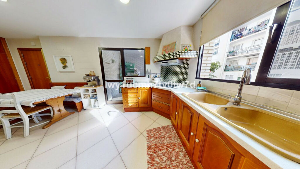 Middle Floor Apartment Fuengirola Málaga - image 13