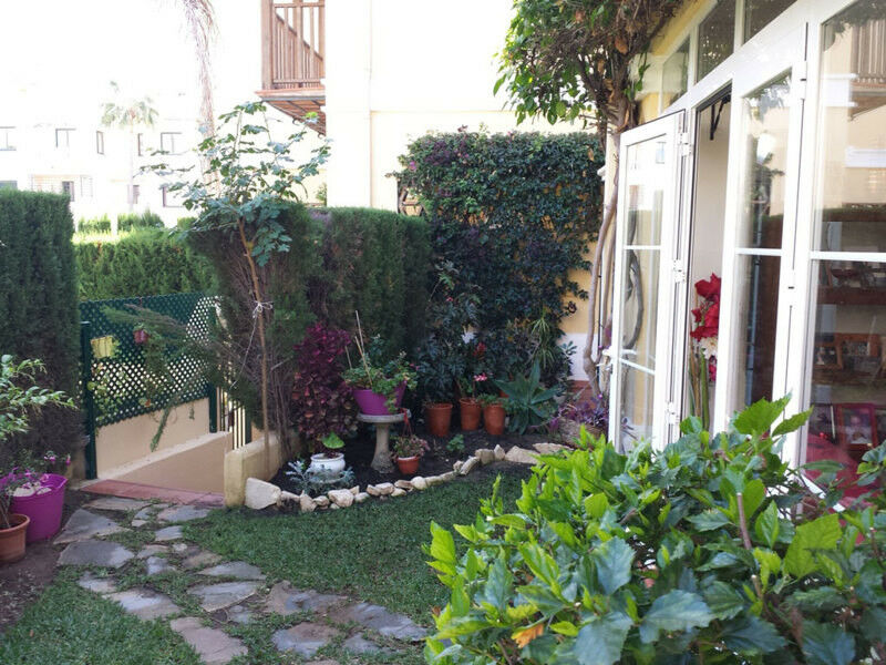Townhouse Elviria Málaga - image 14