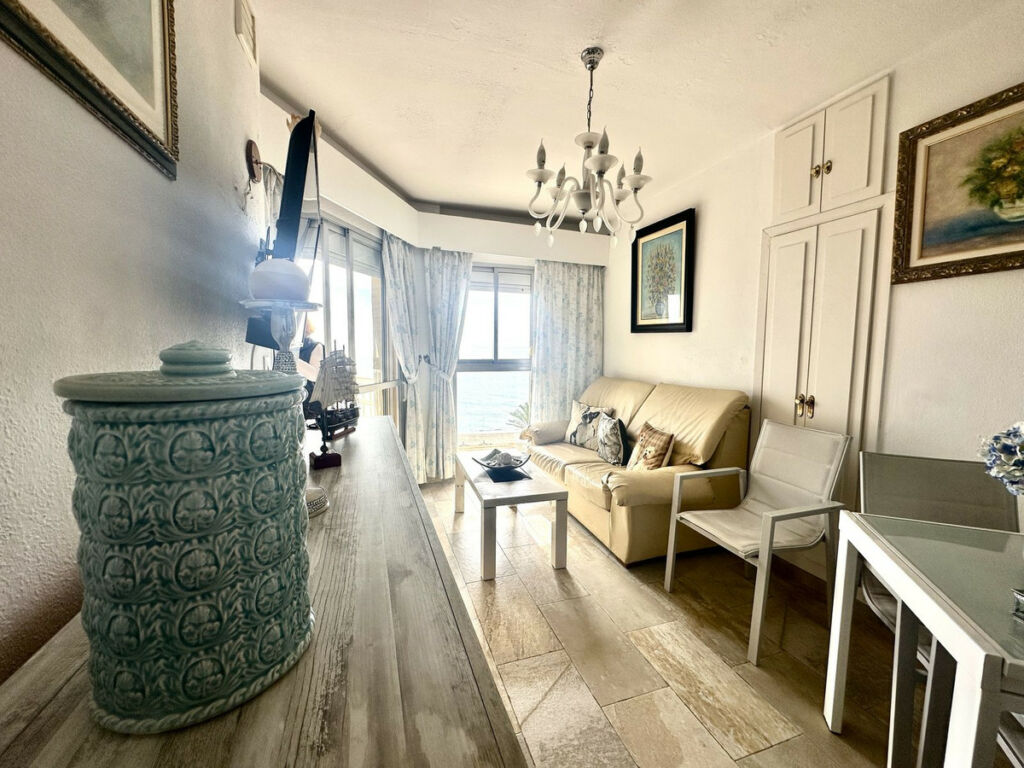 Middle Floor Apartment Fuengirola Málaga - image 15