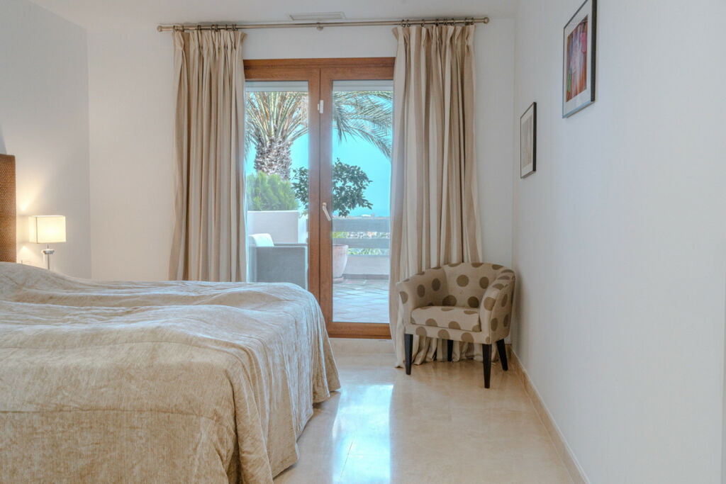 Penthouse Estepona Málaga - image 14