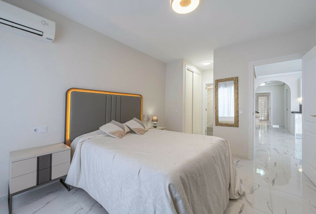 Ground Floor Apartment Nueva Andalucía Málaga - image 15