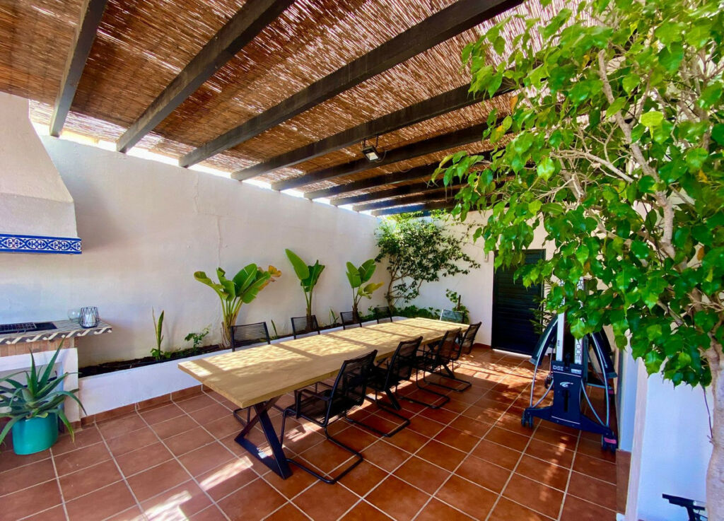 Detached Villa Nueva Andalucía Málaga - image 14