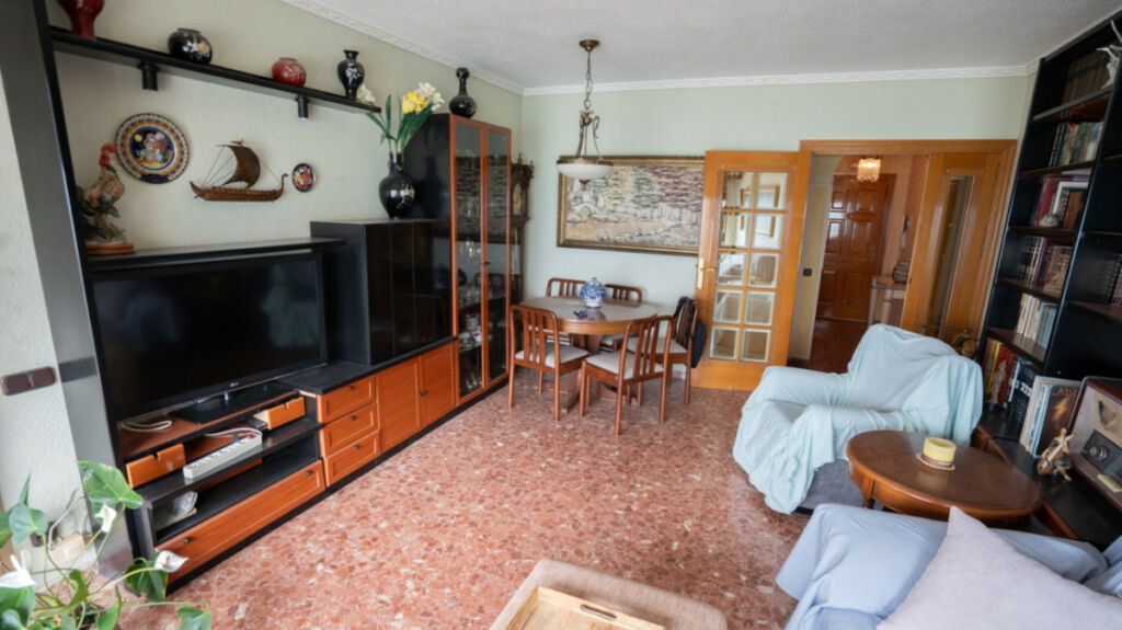Middle Floor Apartment Torrevieja Alicante - image 14