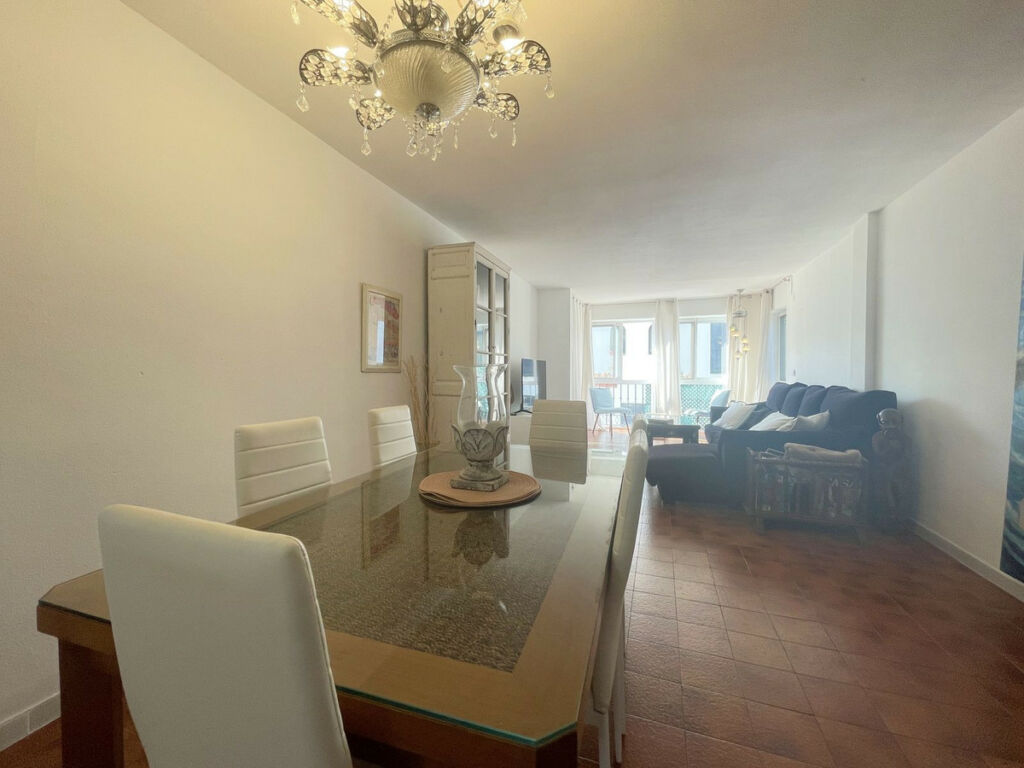 Middle Floor Apartment La Duquesa Málaga - image 12